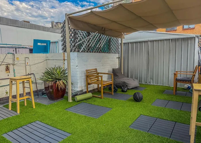 Tequila Sunrise Potts Point Hostel Sydney